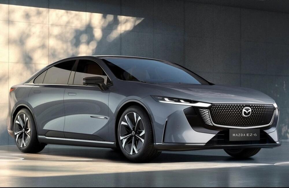 شرایط فروش ویژه Mazda EZ-6 وارداتی آبان ۱۴۰۴ | آفتاب خودرو